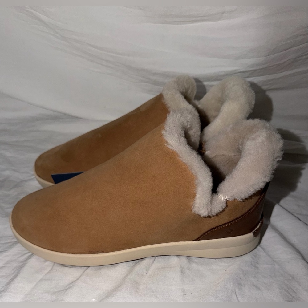 OluKai Mālua Hulu Shearling Slipper Bootie - Picture 4 of 9